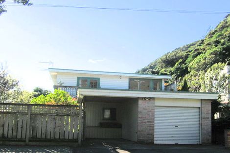 Photo of property in 7 Kowhai Street, Eastbourne, Lower Hutt, 5013