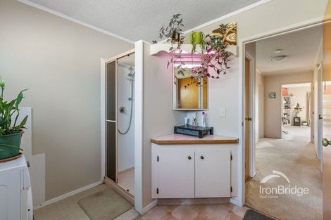 Photo of property in 1/283 Glenfield Road, Glenfield, Auckland, 0629