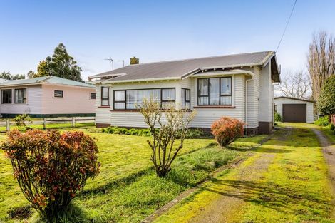 Photo of property in 86 Stanners Street, Eltham, 4322