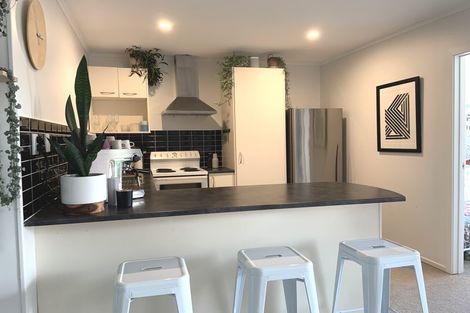 Photo of property in 17/83 Lake Road, Devonport, Auckland, 0622