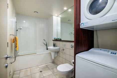 Photo of property in Bridgewater Apartments, 202/7 Te Rangi Cross Road, Paihia, 0200