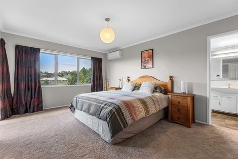 Photo of property in 31 Bayvista Close, Welcome Bay, Tauranga, 3112