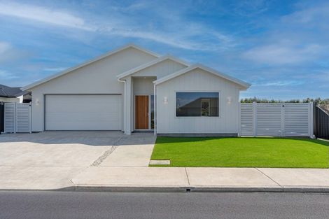 Photo of property in 17 Arihi Crescent, Frimley, 4120