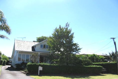 Photo of property in 22 Ocean View Road, Milford, Auckland, 0620
