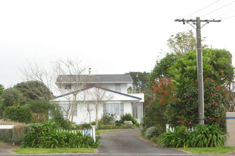 Photo of property in 23 Linda Street, Oakura, 4314