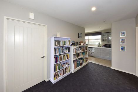 Photo of property in 127a Elizabeth Street, Riccarton, Christchurch, 8041