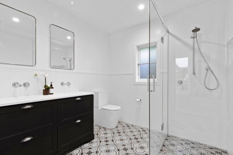 Photo of property in 77 Milton Road, Otumoetai, Tauranga, 3110