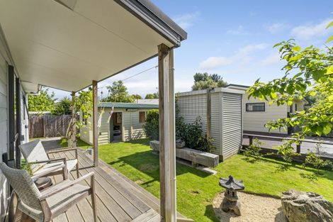 Photo of property in 175 Te Moana Road, Waikanae, 5036