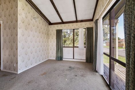 Photo of property in 42 Norfolk Crescent, Otaki Beach, Otaki, 5512