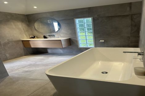 Photo of property in 2/12 Aotearoa Terrace, Murrays Bay, Auckland, 0630