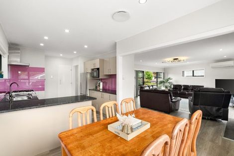 Photo of property in 15 Collie Street, Hillpark, Auckland, 2102