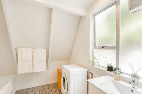 Photo of property in 82b Raumati Road, Raumati Beach, Paraparaumu, 5032