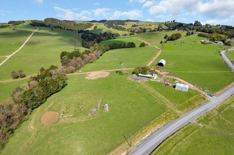 Photo of property in 122 Iranui Road, Inner Kaiti, Gisborne, 4010