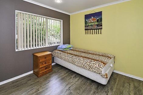 Photo of property in 3/8 Saints Court, Manurewa, Auckland, 2102