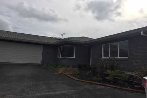 Photo of property in 12 Stanford Street, Albany, Auckland, 0632