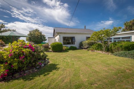 Photo of property in 347 Waimate Highway, Saint Andrews, Timaru, 7971