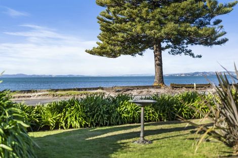 Photo of property in 5c The Esplanade, Eastern Beach, Auckland, 2012