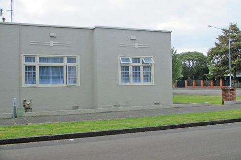 Photo of property in 29-31 Rangitira Avenue, Palmerston North, 4414