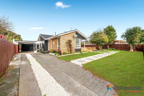 Photo of property in 39 Cottingham Crescent, Mangere East, Auckland, 2024
