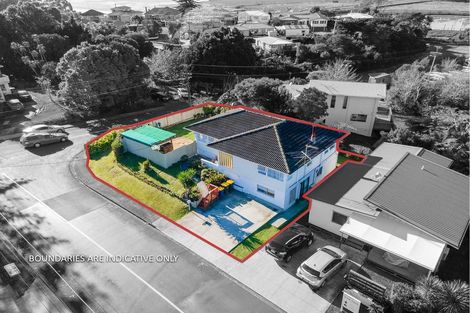 Photo of property in 5 Braebank Lane, Te Atatu South, Auckland, 0610