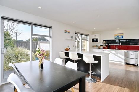 Photo of property in 1 Rue De La Mare, Parklands, Christchurch, 8083