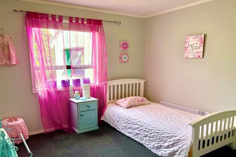 Photo of property in 473 Glenfield Road, Glenfield, Auckland, 0629