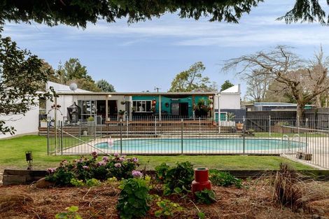 Photo of property in 1565 State Highway 3, Awahuri, Palmerston North, 4476