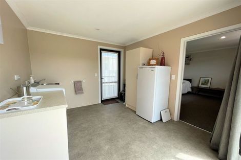 Photo of property in 5 Mill Street, Clinton, 9534