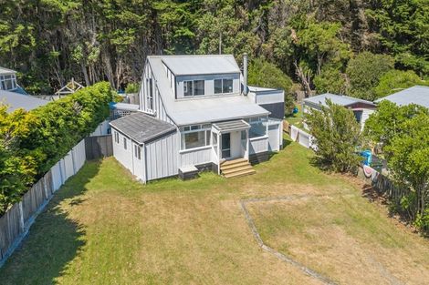 Photo of property in 31 Hydrabad Drive, Waitarere Beach, Levin, 5510
