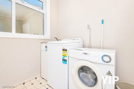 Photo of property in 1 Benares Street, Khandallah, Wellington, 6035