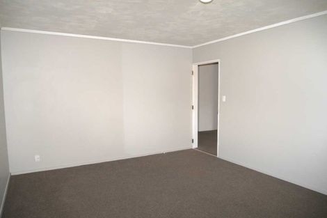 Photo of property in 21 Moana Road, Paraparaumu, 5032