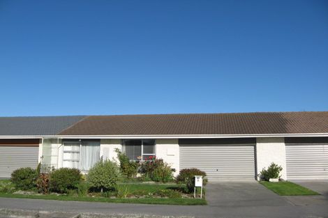 Photo of property in 17 Belfast Road, Belfast, Christchurch, 8051