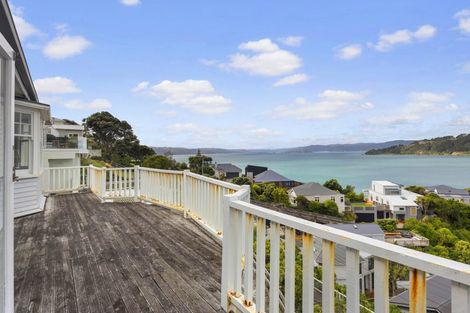Photo of property in 72 Maida Vale Road, Roseneath, Wellington, 6011