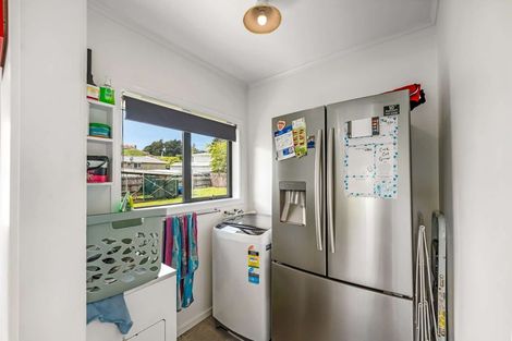 Photo of property in 83 Walker Crescent, East Gore, Gore, 9710