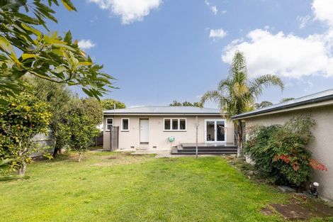 Photo of property in 17 Veronica Avenue, Marewa, Napier, 4110
