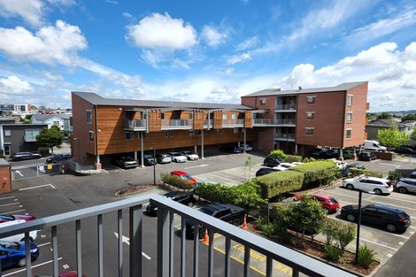 Photo of property in 204/160a Hobsonville Point Road, Hobsonville, Auckland, 0616