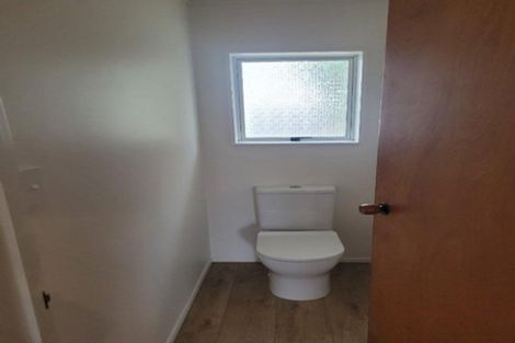 Photo of property in 33 Carrington Street, New Plymouth, 4310