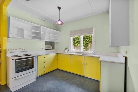 Photo of property in 13 Effingham Street, North New Brighton, Christchurch, 8083