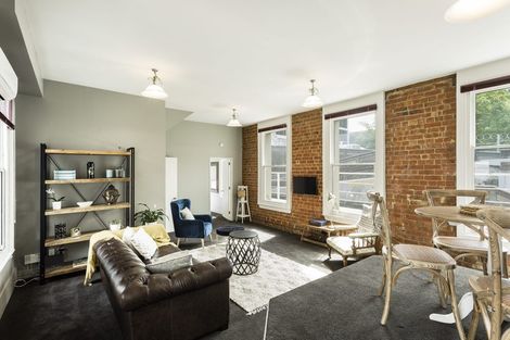 Photo of property in 10/33 Dowling Street, Dunedin Central, Dunedin, 9016