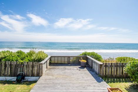 Photo of property in 359 Pukehina Parade, Pukehina, Te Puke, 3189