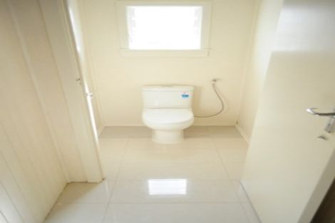 Photo of property in 692 Beach Road, Browns Bay, Auckland, 0630