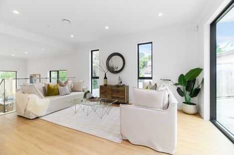 Photo of property in 1/11a Falstone Lane, Browns Bay, Auckland, 0630