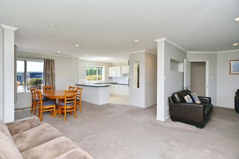 Photo of property in 15 Sycamore Close, Rangiora, 7400