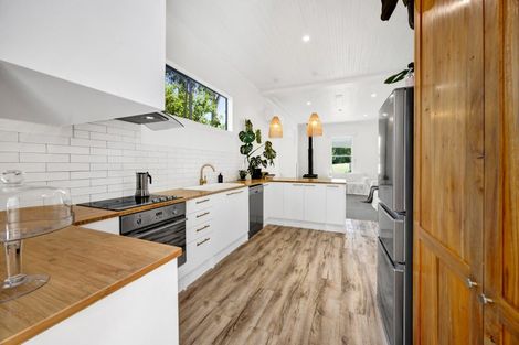 Photo of property in 13 Standish Street, Midhirst, Stratford, 4394