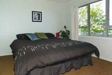 Photo of property in 9 Kau Kau Way, Ngaio, Wellington, 6035