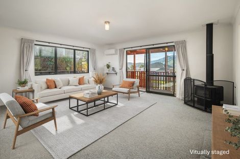 Photo of property in 5a Cornwall Street, Picton, 7220