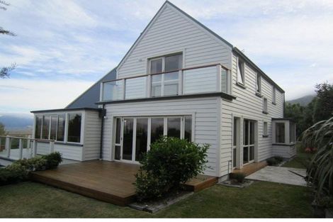 Photo of property in 7 Lachie Griffen Rise, Governors Bay, Lyttelton, 8971