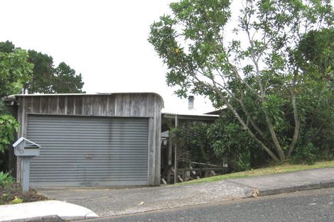 Photo of property in 60 Rosecamp Road, Beach Haven, Auckland, 0626