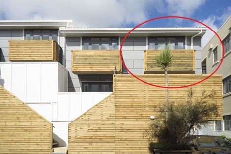 Photo of property in Pirie Street Townhouses, 9/35 Pirie Street, Mount Victoria, Wellington, 6011