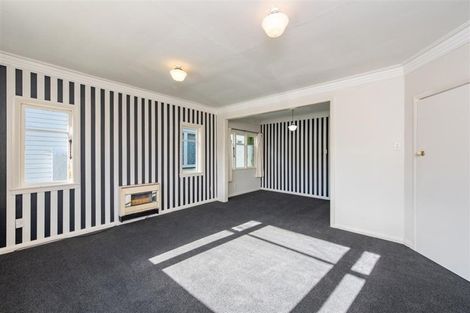 Photo of property in 8 Pimble Avenue, Karori, Wellington, 6012